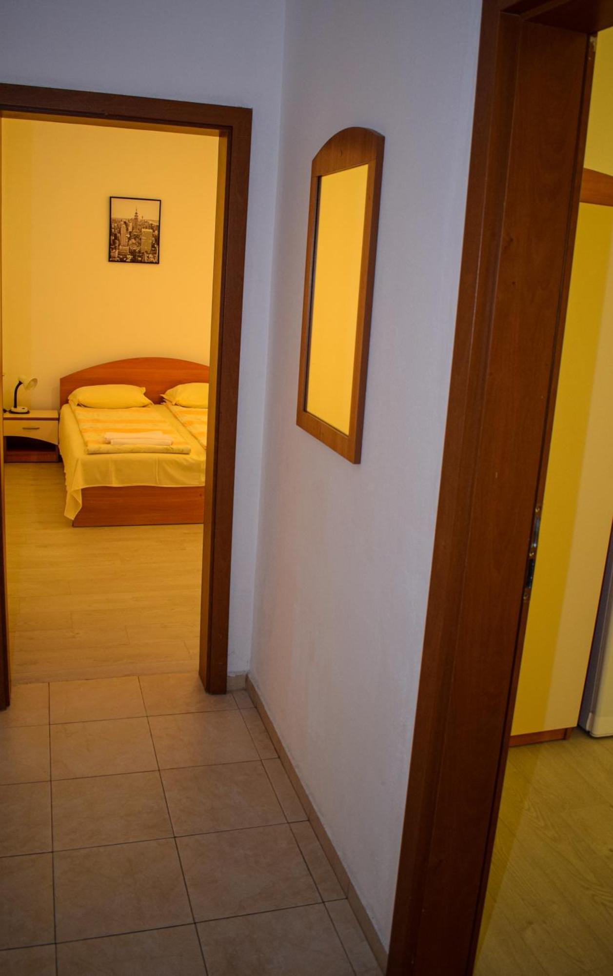 Family Hotel Friends Primorsko Exterior foto